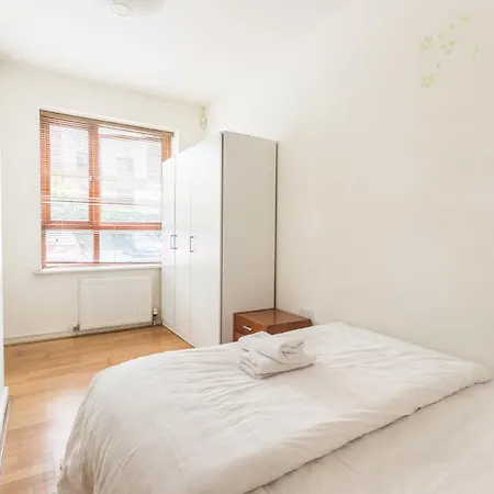 Apartmán Spacious 2-bed Opposite Santry Park & 10 Min Away From Airport *