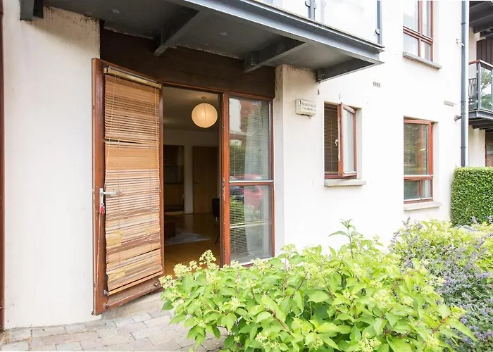 Appartement Spacious 2-bed Opposite Santry Park & 10 Min Away From Airport *