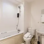 Spacious 2-bed Opposite Santry Park & 10 Min Away From Airport * דבלין